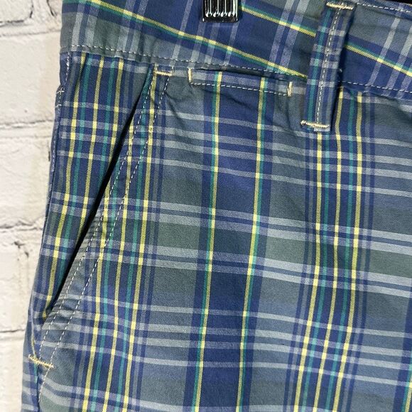 LEVI’S Shorts Womens 14 Blue Green Chino Shorts Bermuda Plaid - Picture 3 of 10